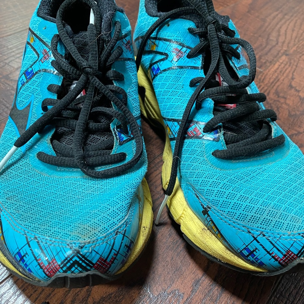 Mizuno Wave Inspire 10th Anniversary Running Shoes